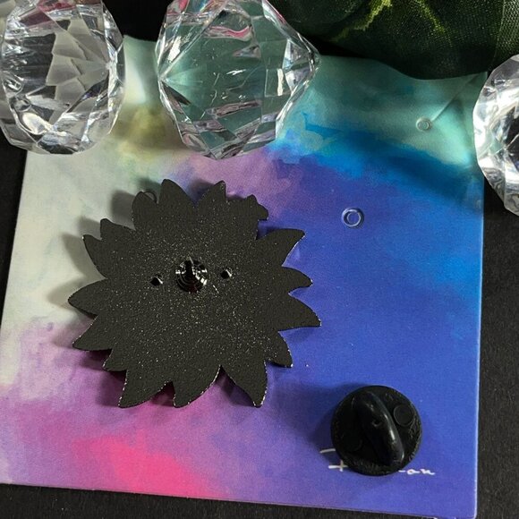 Jack Skeleton Lapel Pin Nightmare Christmas Flower Badge Brooch Gift Accessories - Picture 4 of 9